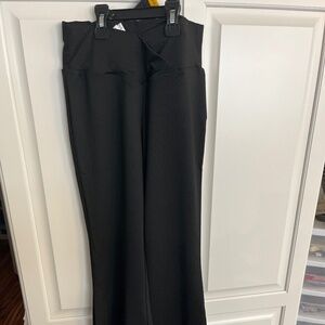 SHEIN Girls flare leggings